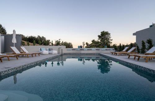Pefki Hotel | Pignolia Suites - Adults Only