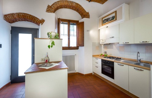 Isolotto Apartment | Pignone Apartment by Mmega