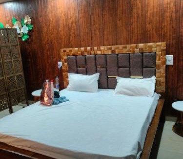 Kumarhatti House | PIHU Homestay