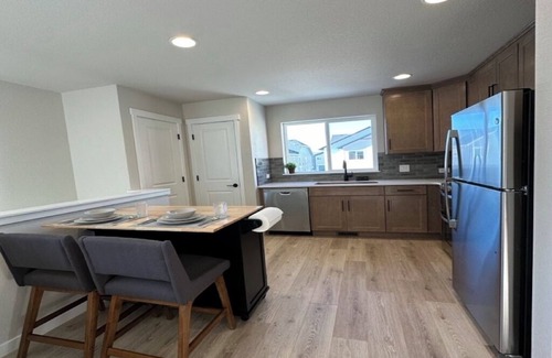 Colorado Springs Apartment | Pike’s Peak Residence. Charming 1-bedroom apartment in lovely Colorado Springs