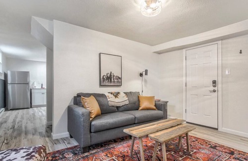 Central Colorado Springs Apartment | Pikes Divine! Apartment w BBQ & Fire Pit