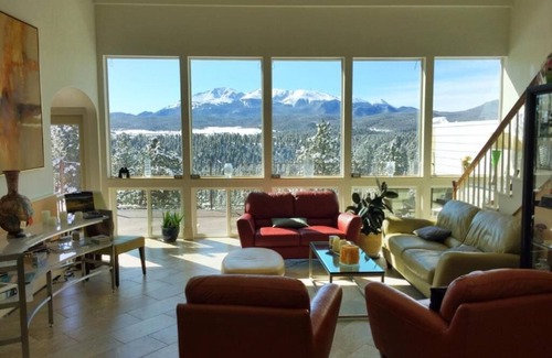 Woodland Park Bed & Breakfast | Pikes Peak Paradise Bed and Breakfast