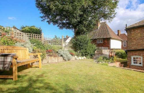 Hollingbourne House | Pilgrim Cottage