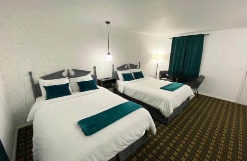 Lee Hotel | Pilgrim Inn