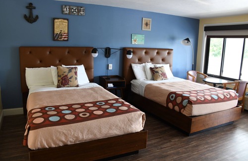 Plymouth Hotel | Pilgrim Sands on Long Beach