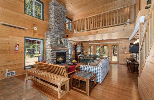Leavenworth House | Pine Acres by NW Comfy Cabins