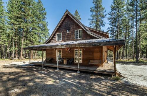 Leavenworth House | Pine Acres by NW Comfy Cabins