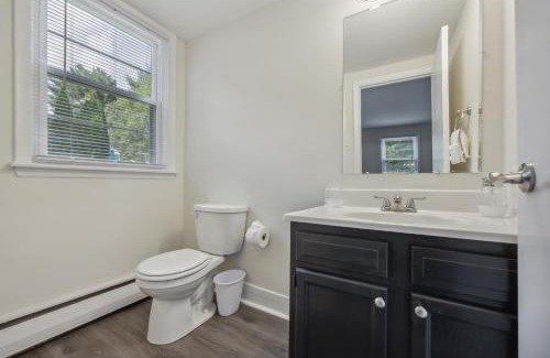 Newark Apartment | Pine Brook 816 I Corporate 2br Apartment !
