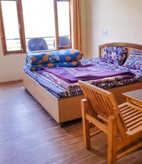 Keylong Hotel | Pine Corn Guest House