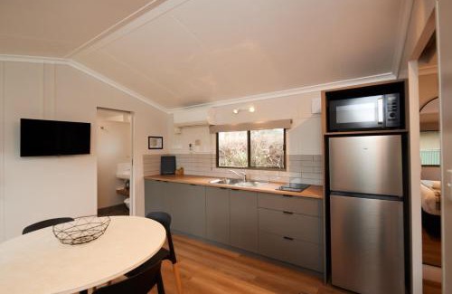 Moorak House | Pine Country Caravan Park