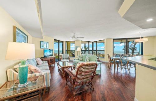Sanibel House | Pine Cove #201