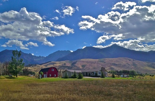Livingston House | Pine Creek Home With Yellowstone River Fishing Access