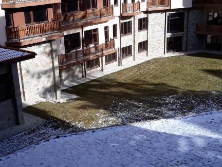 Maritsa Apartment | Pine Lodge