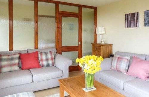 Dingwall House | Pine Lodge
