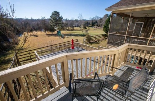 Afton House | Pine Meadow Retreat