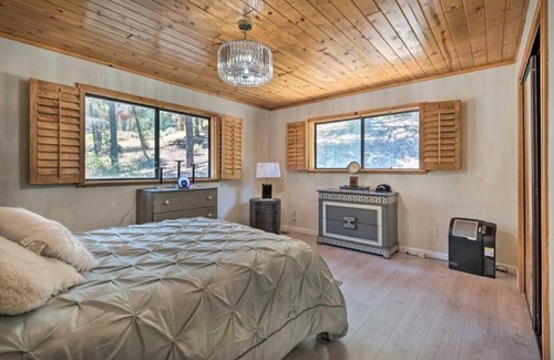 Pine Mountain Club Apartment | Pine Mountain Club 3-BDR Treehouse Cabin Retreat