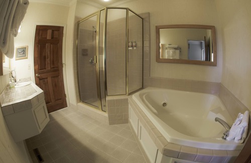 Southern Crossing Hotel | Pine Ridge Inn
