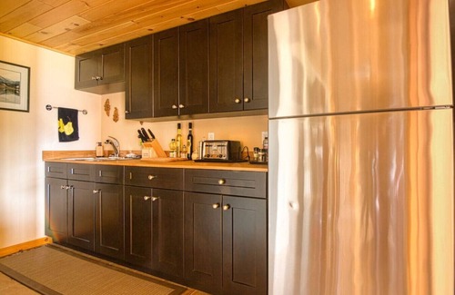 East Kootenay Condo | Pine Ridge | Log Home w/Lake View & Backyard