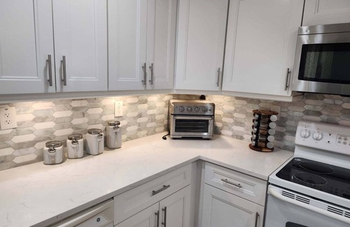 Naples House | Pine ridge model flat lower unit
