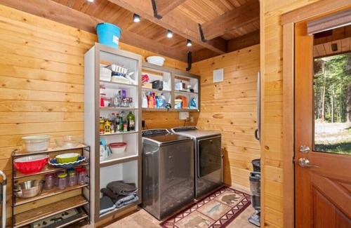 Ardenvoir Cabin | Pine Top Cabin in Leavenworth, WA /Lake Wenatchee