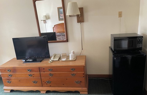 Spruce Pine Hotel | Pine Valley Motel