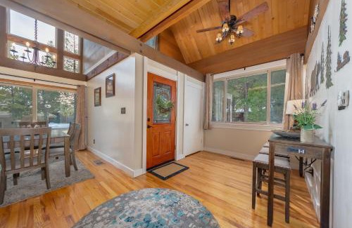 Dorrington House | Pinecone Peak