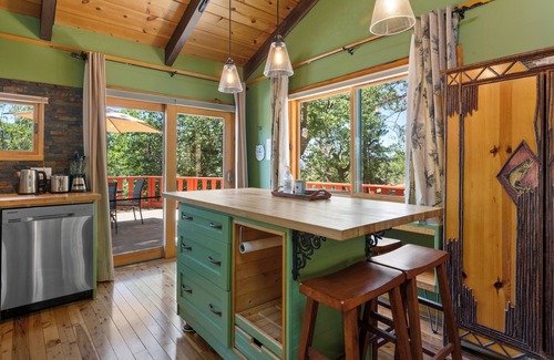 Upper Moonridge Cabin | Pinecone Ridge - Hot Tub, Walk to Slopes, Multiple Decks, Foosball