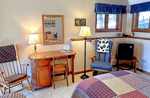 Baraboo House | Pinehaven Country Inn