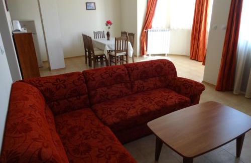 Shiligarnika Hotel | Pinerose Resort