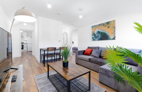 Iver Apartment | Pinewood 1 Bedroom Apartment A By Arista Living