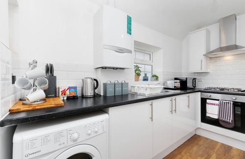 Iver Apartment | Pinewood 1 Bedroom Apartment A By Arista Living