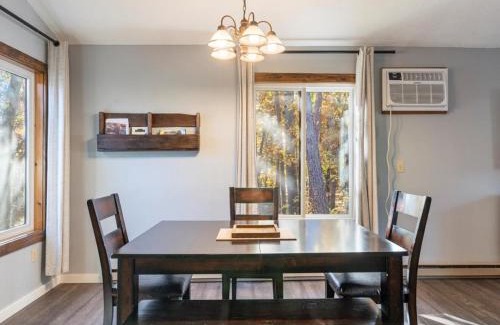 Breezy Point House | Pinewood Escape