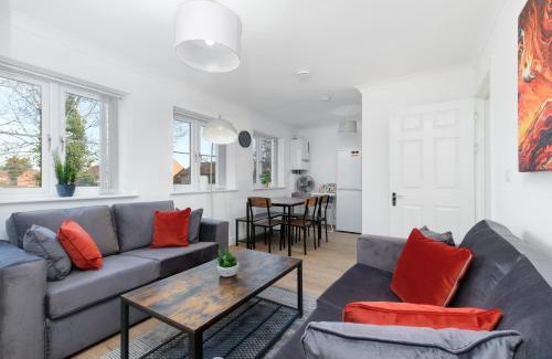 Iver Apartment | Pinewood Studios, Iver Slough Heathrow 1 & 2 Bedroom Apartments with Parking by Arista Living