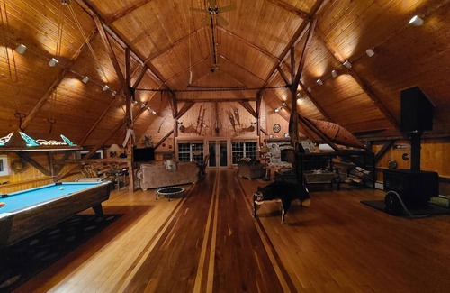 Menominee Cabin | Pinewoods Springs Lodge with Tower, 240 forested acres & 1 acre Pond