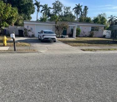 Sunset Park House | Pink house