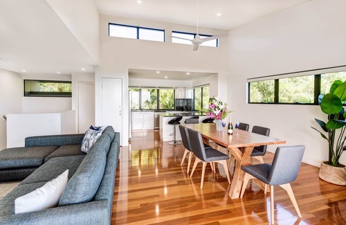 Hamilton Island Apartment | Pinnacle 9, Seaview Apartment on Hamilton Island