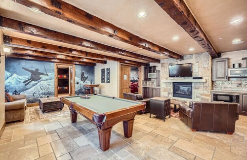 Copper Mountain House | Pinnacle Lodge - True Slope side Ski-in/out
