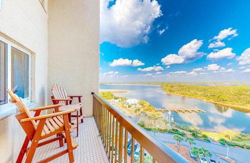 Sunnyside Apartment | Pinnacle Port A-929