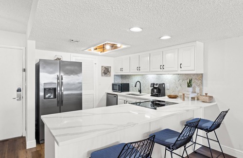 Sunnyside Condo | Pinnacle Port by Panhandle Getaways