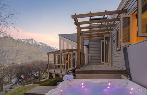 Lower Shotover House | Pinnacle Villa by MajorDomo - Sunny mountain view home with outdoor fireplace & spa pool