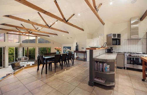 Lower Shotover House | Pinnacle Villa