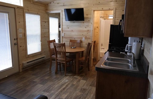 Lincoln Acres Resort | Pio Pico Camping Resort Cottage 4
