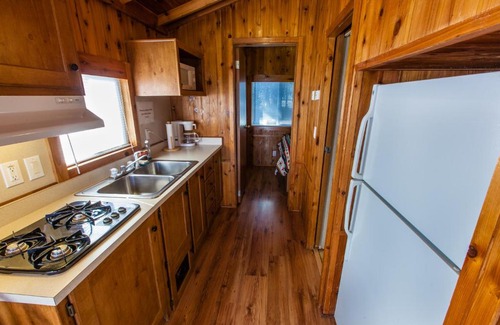 Lincoln Acres Resort | Pio Pico Camping Resort One-Bedroom Cabin 13