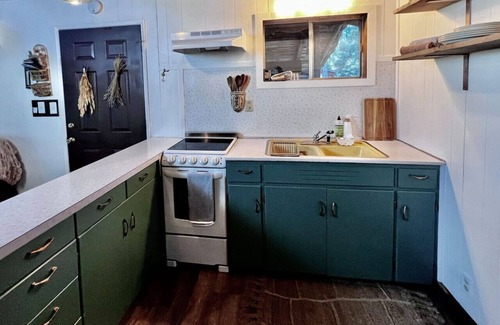 Gasquet Cabin | Pioneer Cabin Retreat