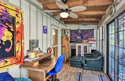 Glencoe Cabin | Pioneer Cabin Retreat w/ Grill & Mtn Views!