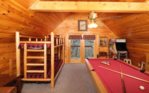 Sevierville Villa | Pioneer Place