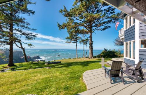 Gold Beach House | Pirate Cove Retreat - Main Home