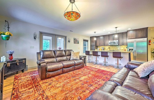 Pisgah Forest House | Pisgah Forest Farm Home: Outdoor Pool & Games