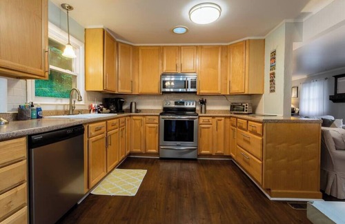 Candler House | Pisgah Park Hideaway w/Hot Tub & Mountain Views