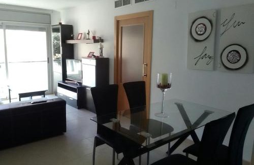 Roquetas de Mar Apartment | Piso 1a Linea piscina 3D